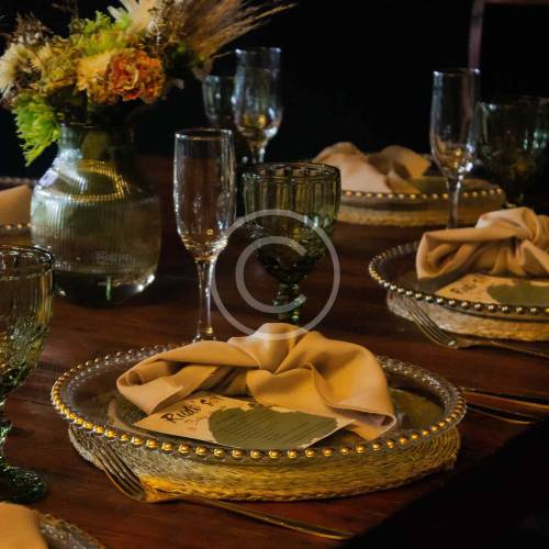 How to impress your guests with catering experiences